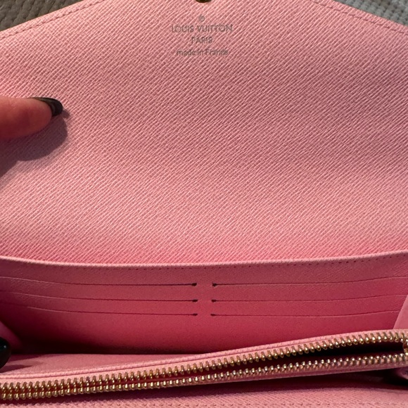 Louis Vuitton Multicolor White Wallet - full inclusion with authenticity card - Picture 4 of 8